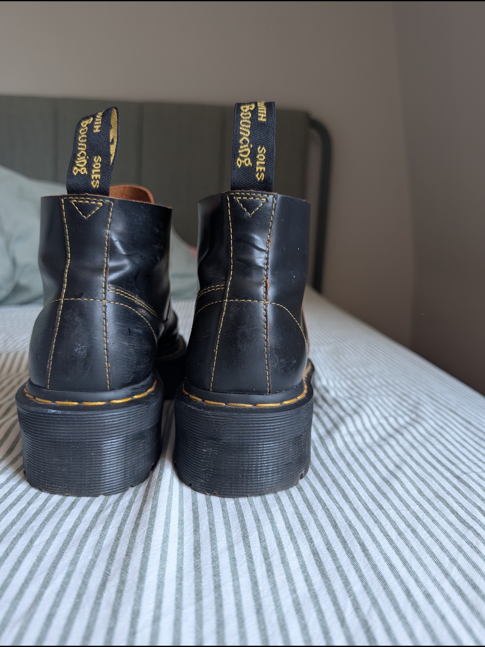 Doc Martens - Platform Monkey Boot - Great Condition - Picture 5 of 6